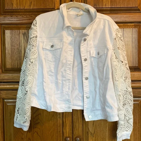 Tribal Jeans Crochet Sleeve Denim Jacket - Picture 1 of 2